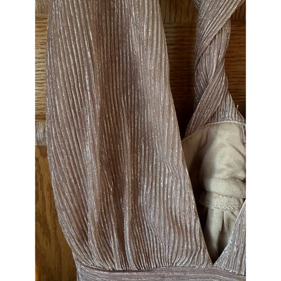 Lulu's Gold Shimmer Party Dress NWT Medium - Picture 2 of 6